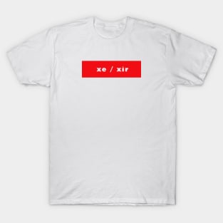 xe / xir - red T-Shirt